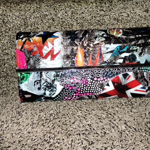 Purse - Picture 3 of 3